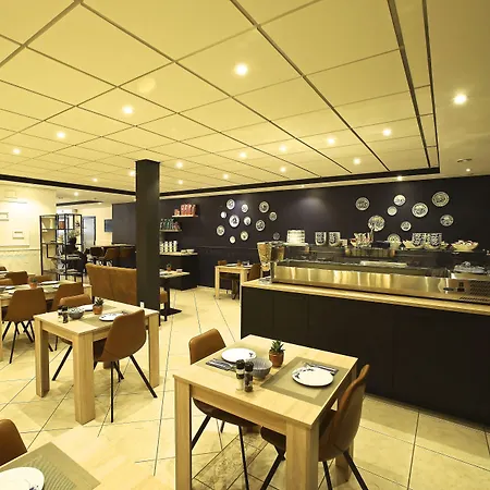 デ コーパンデル ホテル