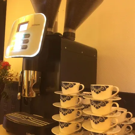 호텔 드 쿠프한델