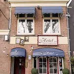 Hotel De Koophandel 3*