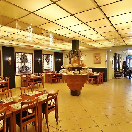 Otel De Koophandel 3*